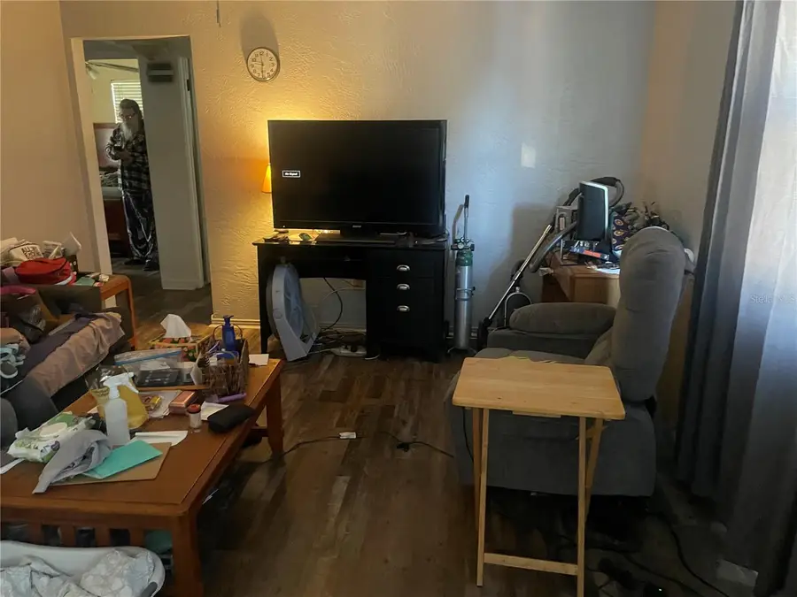 7242 Lynnwood Avenue N, Saint Petersburg, FL 33710 - Image #3