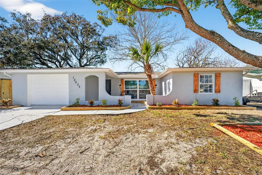 10033 Regency Park Boulevard, Port Richey, FL 34668 - Image #2