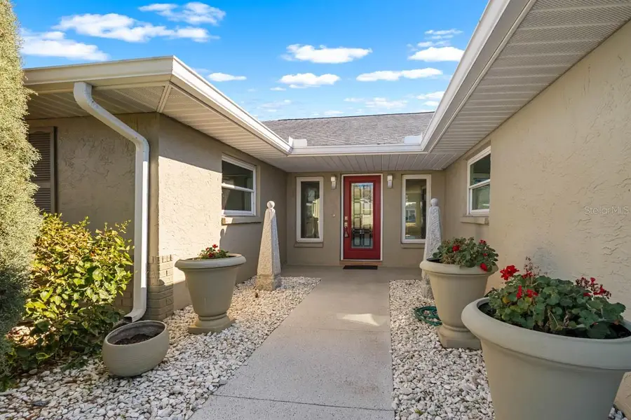 2110 W View Drive, Sun City Center, FL 33573 - #2