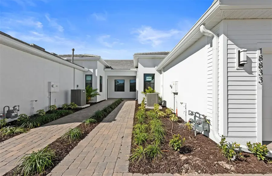 18833 Indian Rock Place, Lakewood Ranch, FL 34211 - #2
