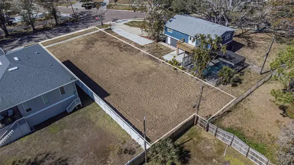 Orient Way Ne, ST PETERSBURG, FL 33702