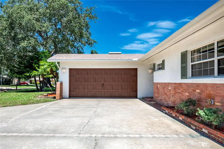 13883 Jamaica Drive, Seminole, FL 33776 - Image #3