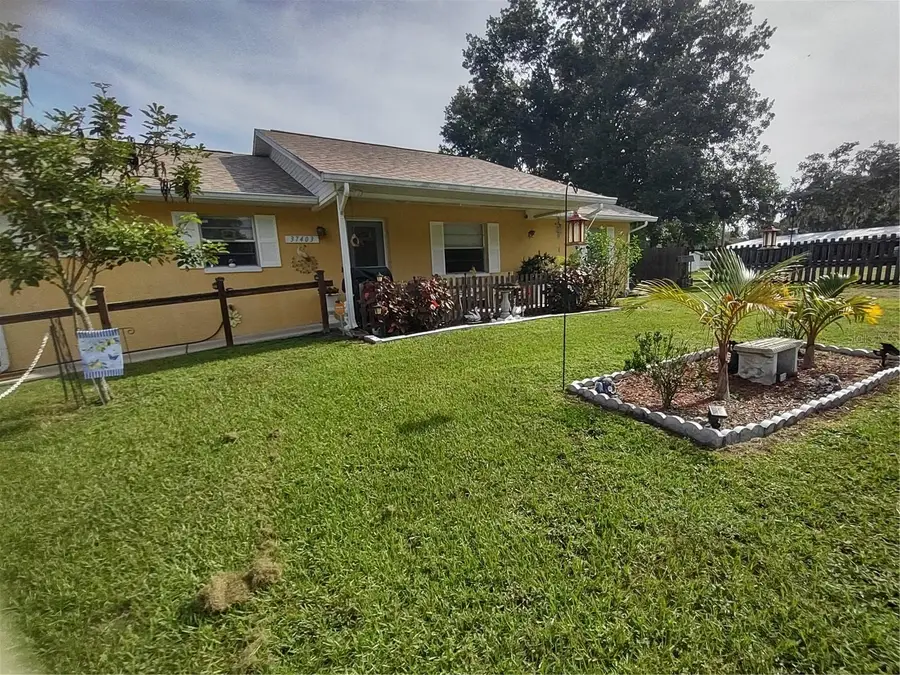 37403 Stanford Avenue, Zephyrhills, FL 33541 - #2