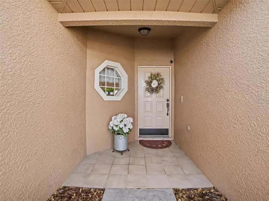 1113 Vinetree Drive, Brandon, FL 33510 - #2