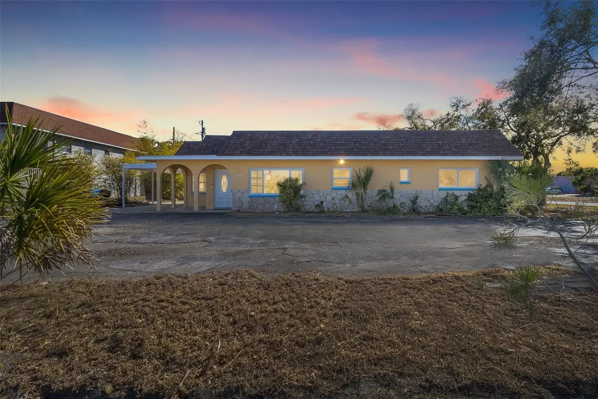 6098 22nd Avenue N, Saint Petersburg, FL 33710 - #1