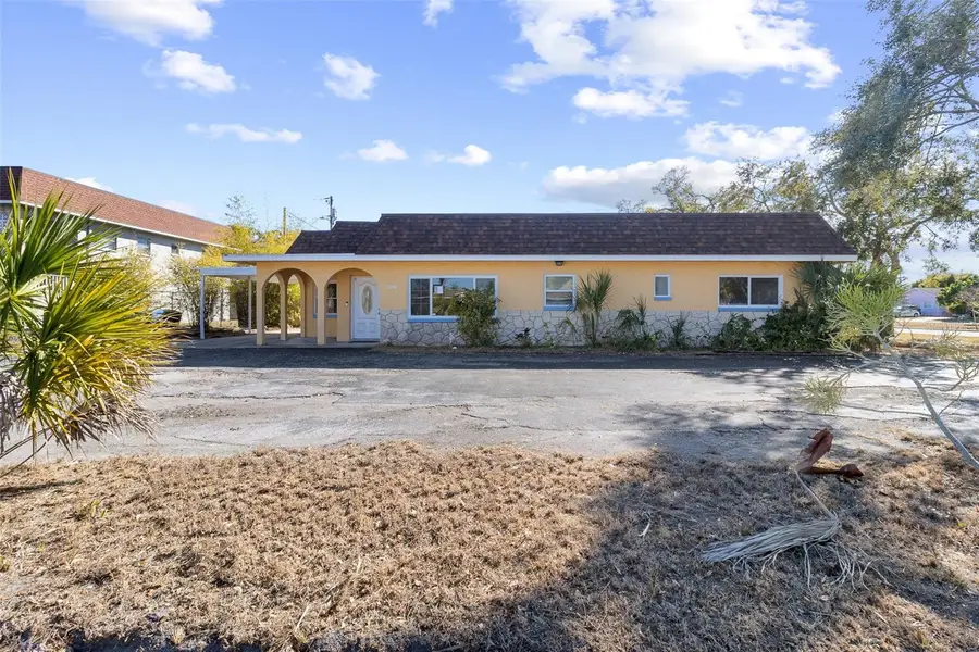 6098 22nd Avenue N, Saint Petersburg, FL 33710 - #2