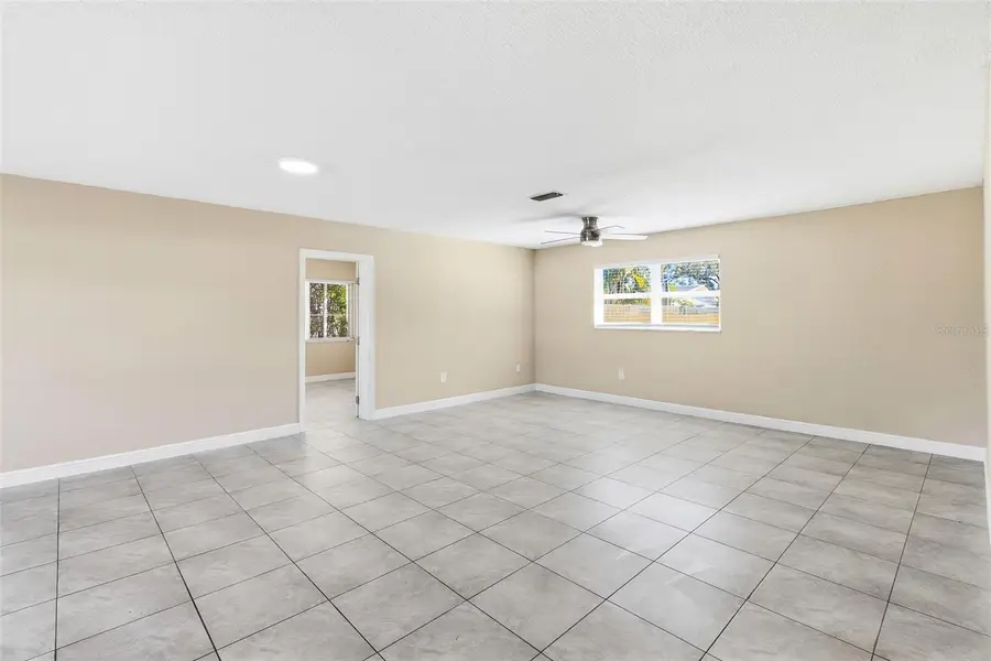 6098 22nd Avenue N, Saint Petersburg, FL 33710 - #3
