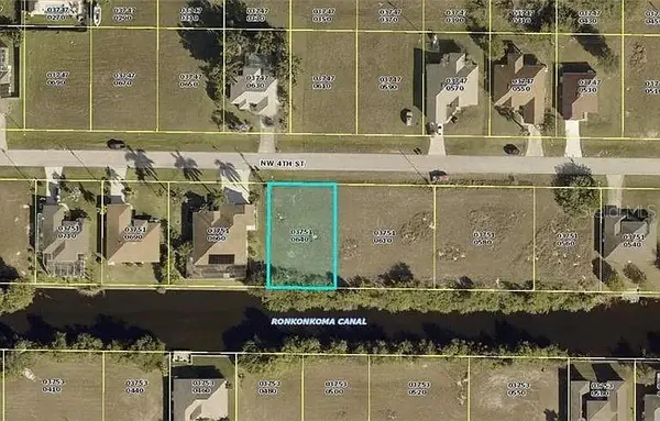 2042 NW 4th Street, CAPE CORAL, FL 33993