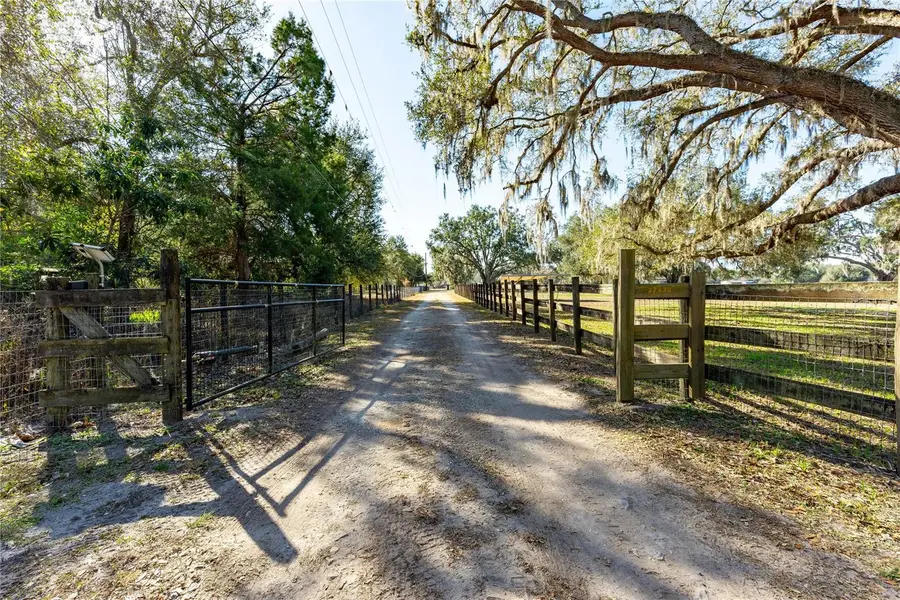 27430 Miller Road, Dade City, FL 33525 - #2