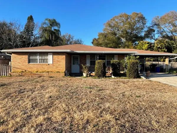 698 Roanoke Street, DUNEDIN, FL 34698