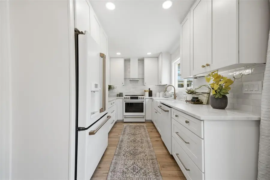 921 Cornelius Avenue, Tampa, FL 33603 - #3