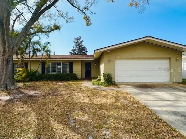 1046 Chinaberry Road, CLEARWATER, FL 33764