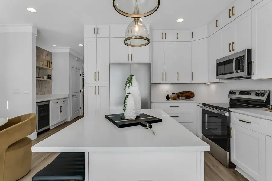 2138 W Chestnut Street, Tampa, FL 33607 - #3