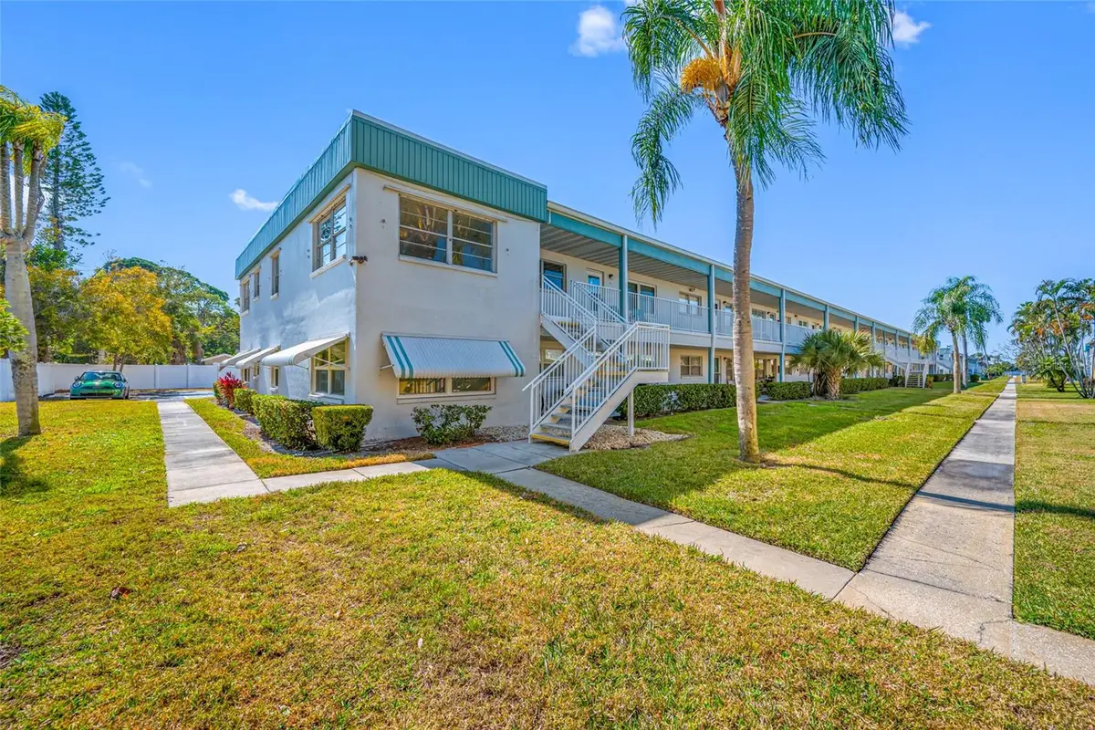 5217 81st Street N #16, Saint Petersburg, FL 33709 - #1