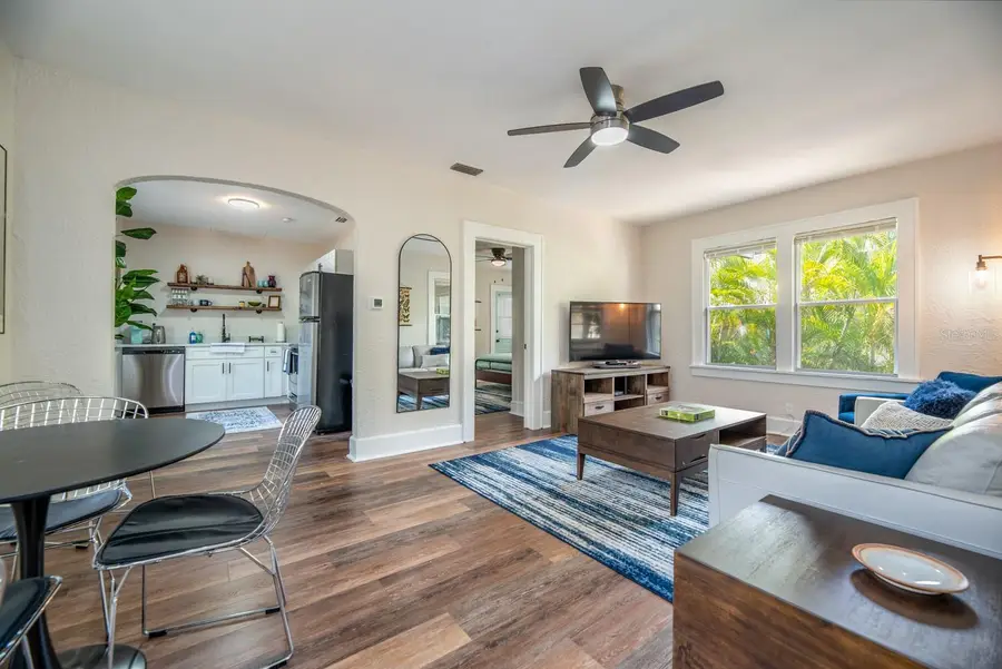 945 13th Street N, Saint Petersburg, FL 33705 - #3