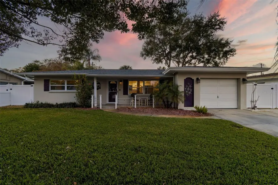 1450 San Roy Drive, Dunedin, FL 34698 - #2