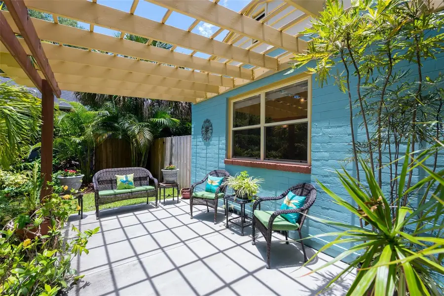 135 17th Avenue N, Saint Petersburg, FL 33704 - #3