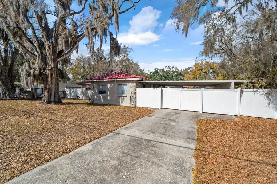 3304 W Reynolds Street, Plant City, FL 33563 - #2