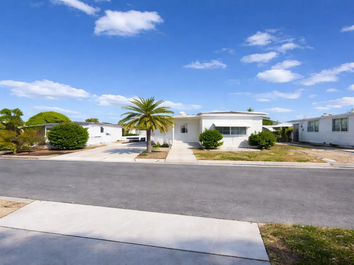 4061 58th Avenue N #225, Saint Petersburg, FL 33714 - #1