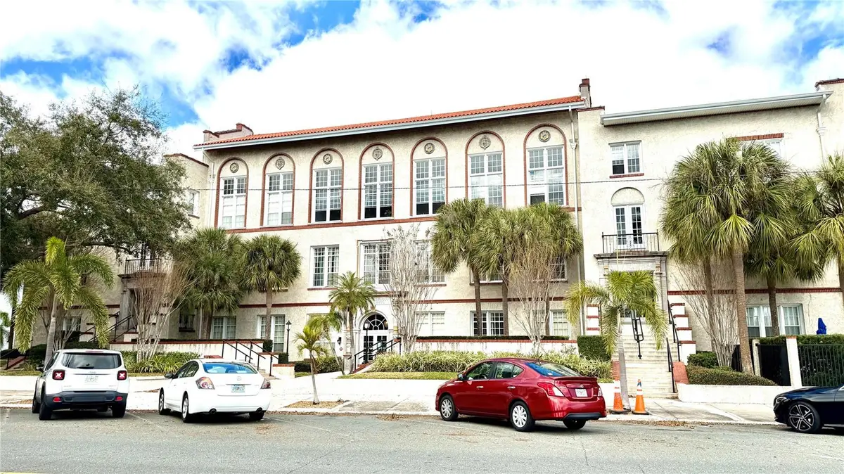 701 Mirror Lake Drive N #121, Saint Petersburg, FL 33701 - #1