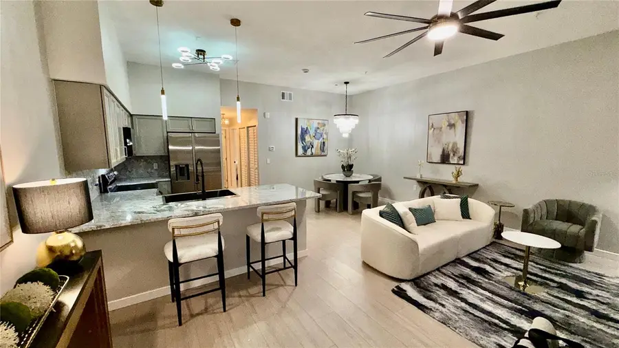 701 Mirror Lake Drive N #121, Saint Petersburg, FL 33701 - #3