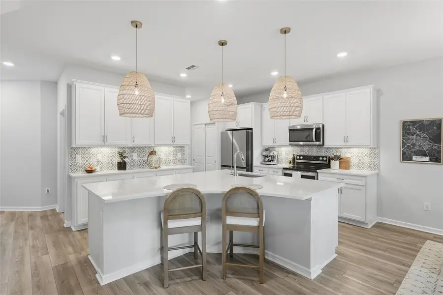 343 Sandbar Avenue Ne, Saint Petersburg, FL 33716 - #3