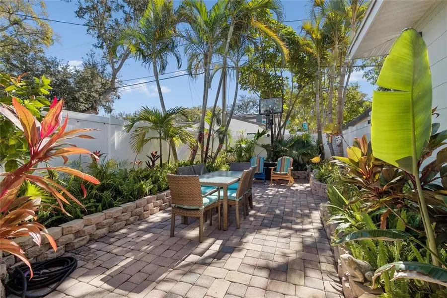 1529 12th Street N, Saint Petersburg, FL 33704 - #3