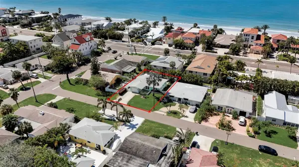 16102 1st Street E, REDINGTON BEACH, FL 33708