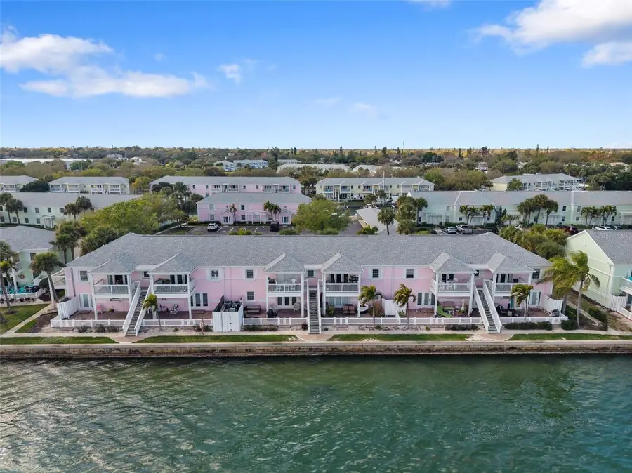 4842 Coquina Key Drive Se #B, Saint Petersburg, FL 33705 - #2