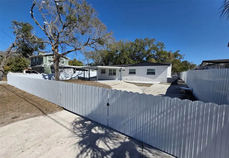 10415 N 27th Street, Tampa, FL 33612 - #2