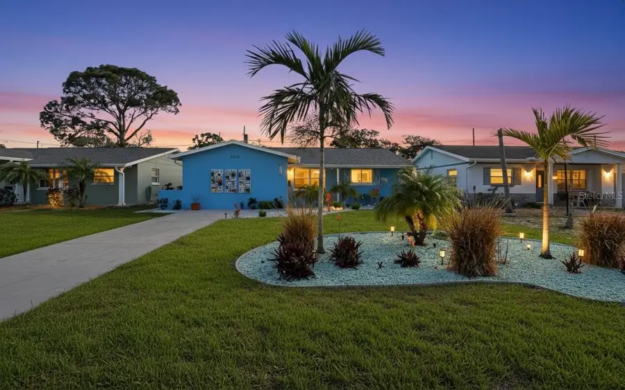 5718 18th Avenue N, Saint Petersburg, FL 33710 - #2