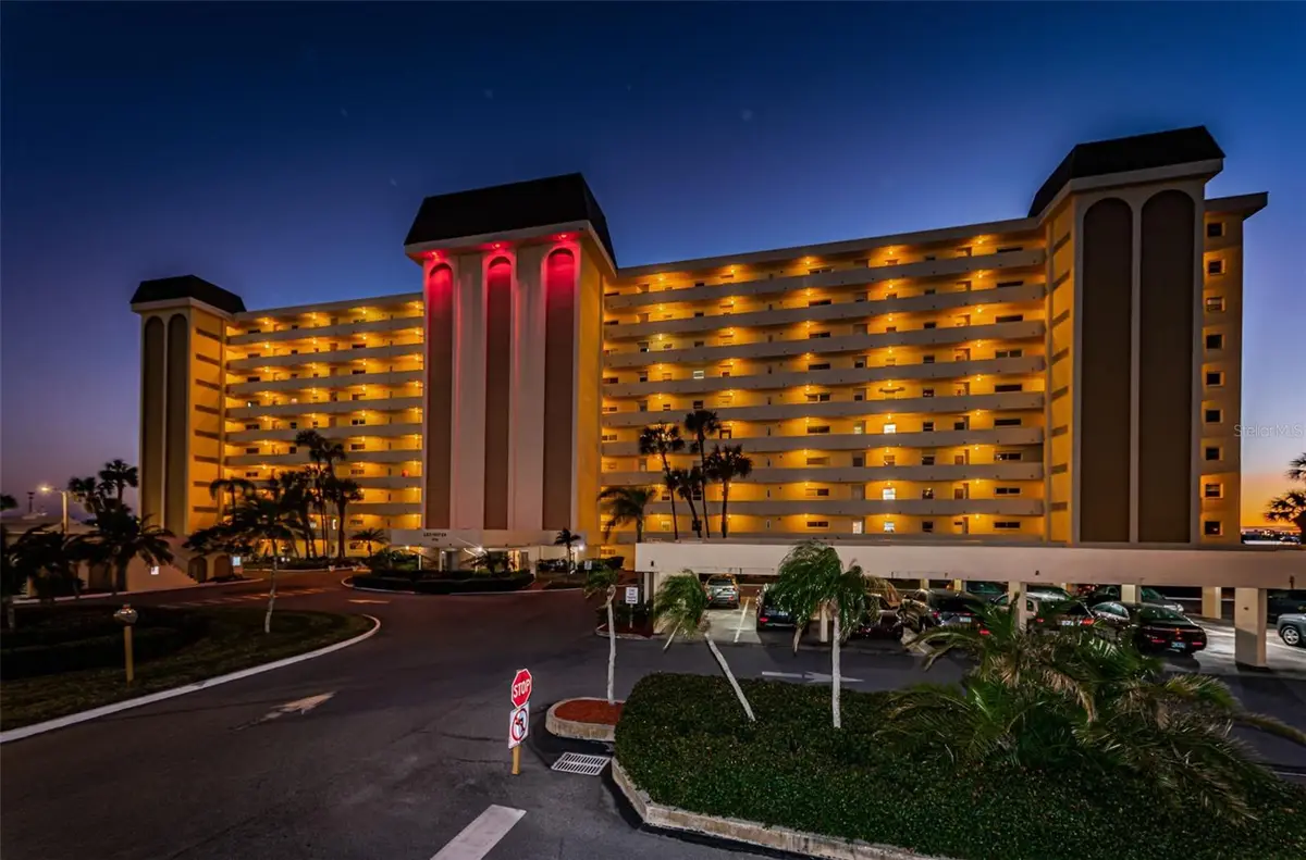 4750 Cove Circle #406, Saint Petersburg, FL 33708 - #1