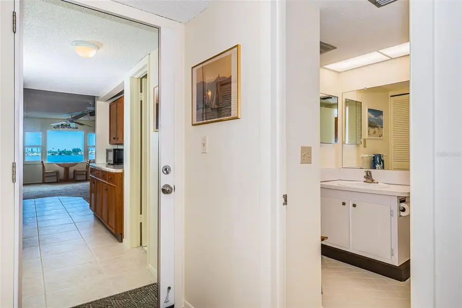 4750 Cove Circle #406, Saint Petersburg, FL 33708 - #2