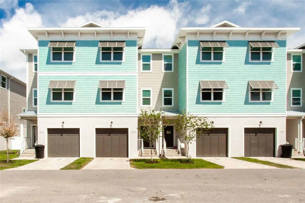 1273 Savona Drive Ne, Saint Petersburg, FL 33702 - #1