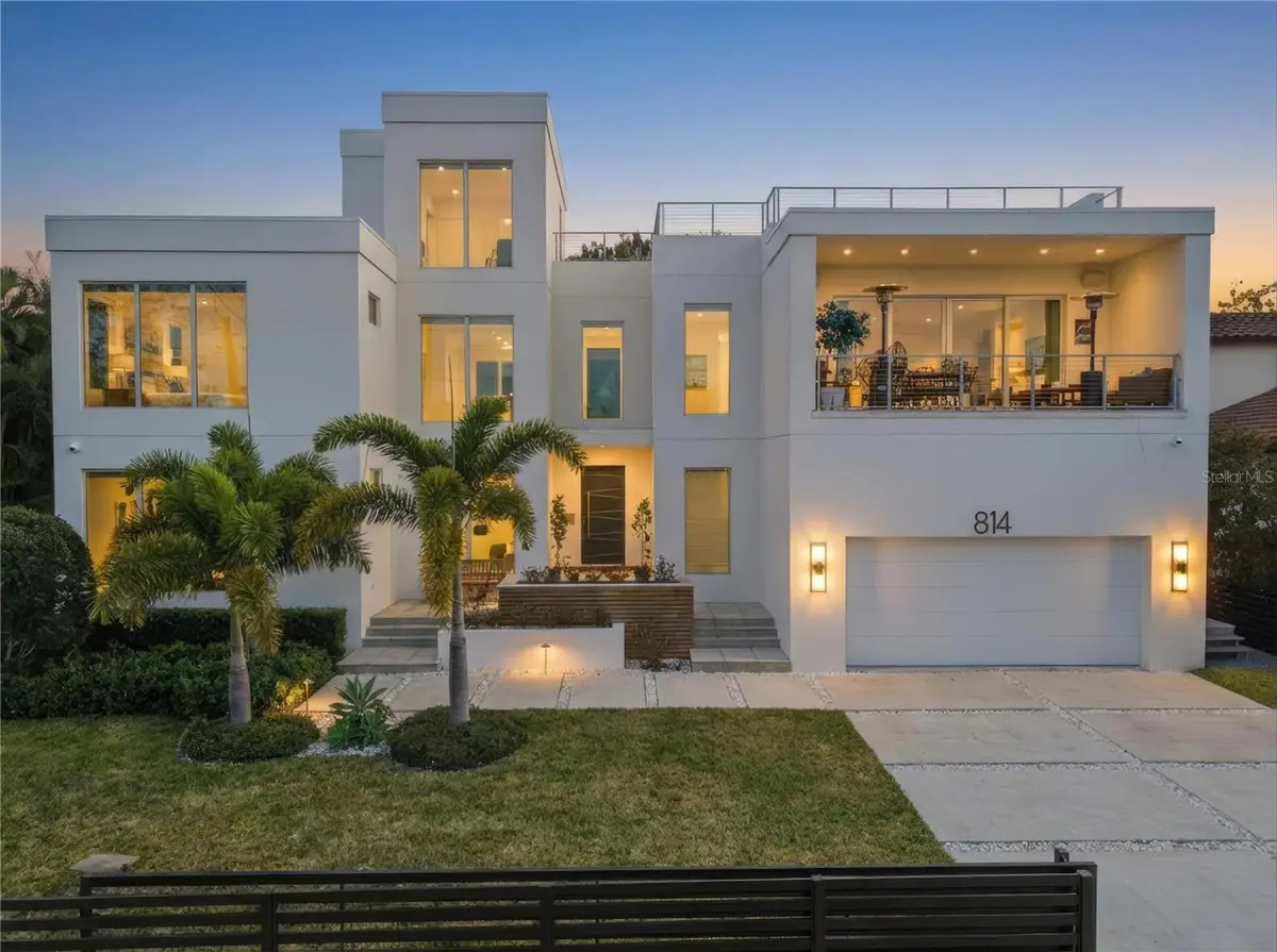 814 S Davis Boulevard, Tampa, FL 33606 - #1