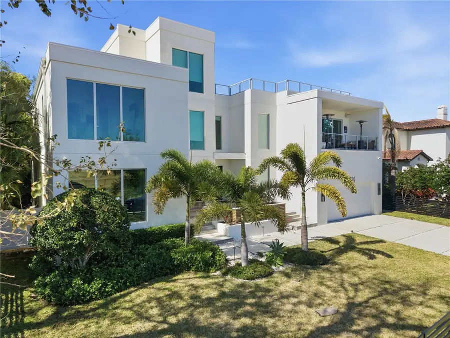 814 S Davis Boulevard, Tampa, FL 33606 - #2