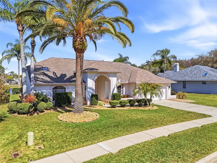 846 Centerwood Drive, Tarpon Springs, FL 34688 - #3