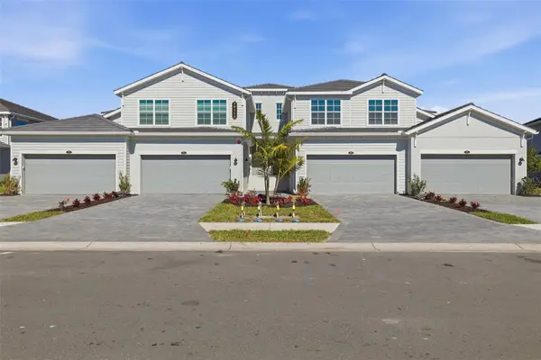 19215 Cherrystone Way #104, LAKEWOOD RANCH, FL 34211