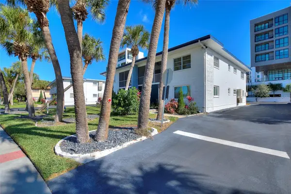 4300 37th Street S #4, ST PETERSBURG, FL 33711