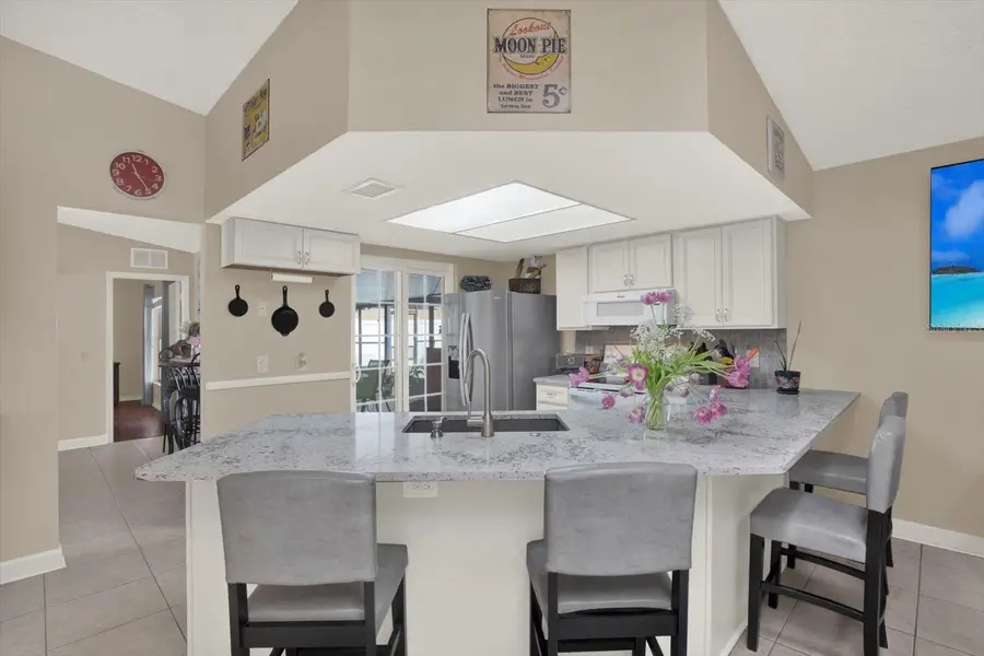 729 Sandy Creek Drive, Brandon, FL 33511 - #3