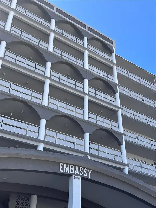 5900 Shore Boulevard S #504, GULFPORT, FL 33707