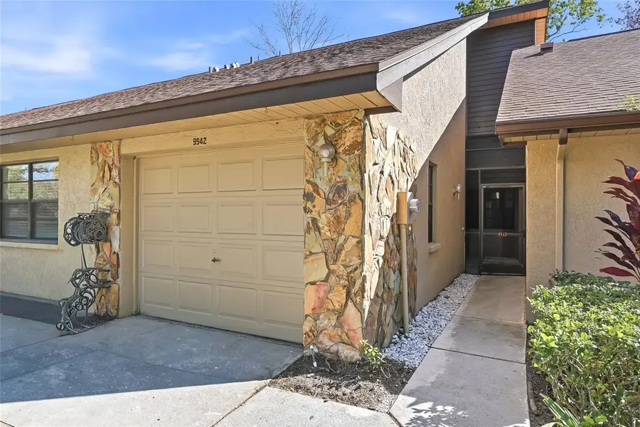 9942 Lake Seminole Drive W, Largo, FL 33773 - #2