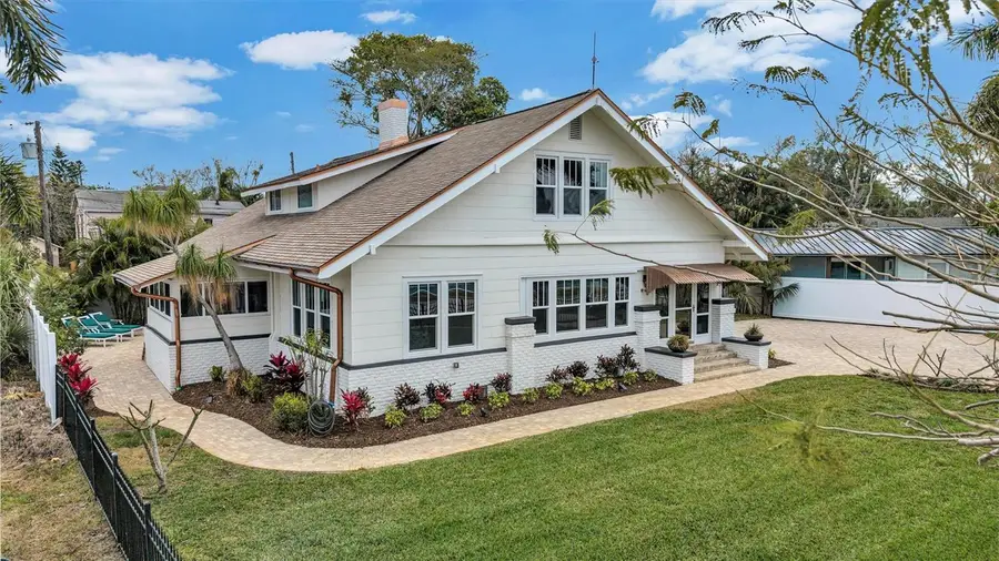 3925 Sunrise Drive S, Saint Petersburg, FL 33705 - #2