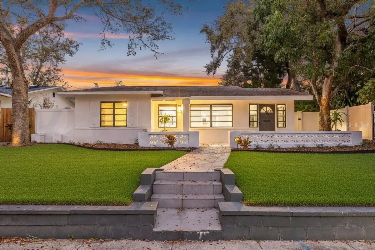 181 20th Avenue N, Saint Petersburg, FL 33704 - #1