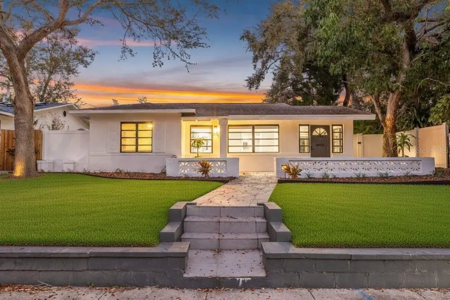 181 20th Avenue N, Saint Petersburg, FL 33704 - #2