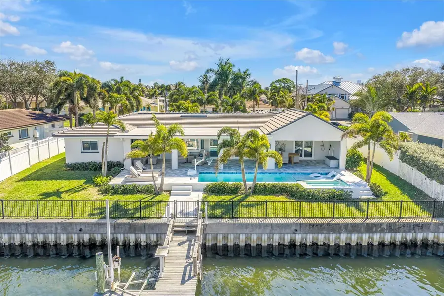 1093 42nd Avenue Ne, Saint Petersburg, FL 33703 - #2