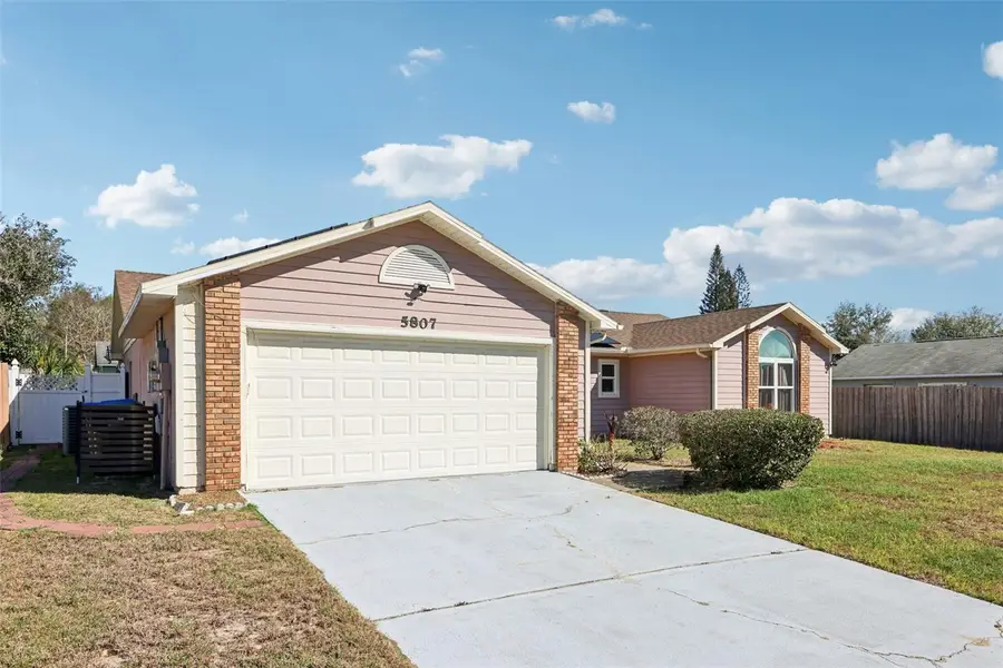 5807 Fox Hunt Trail, Orlando, FL 32808 - #2