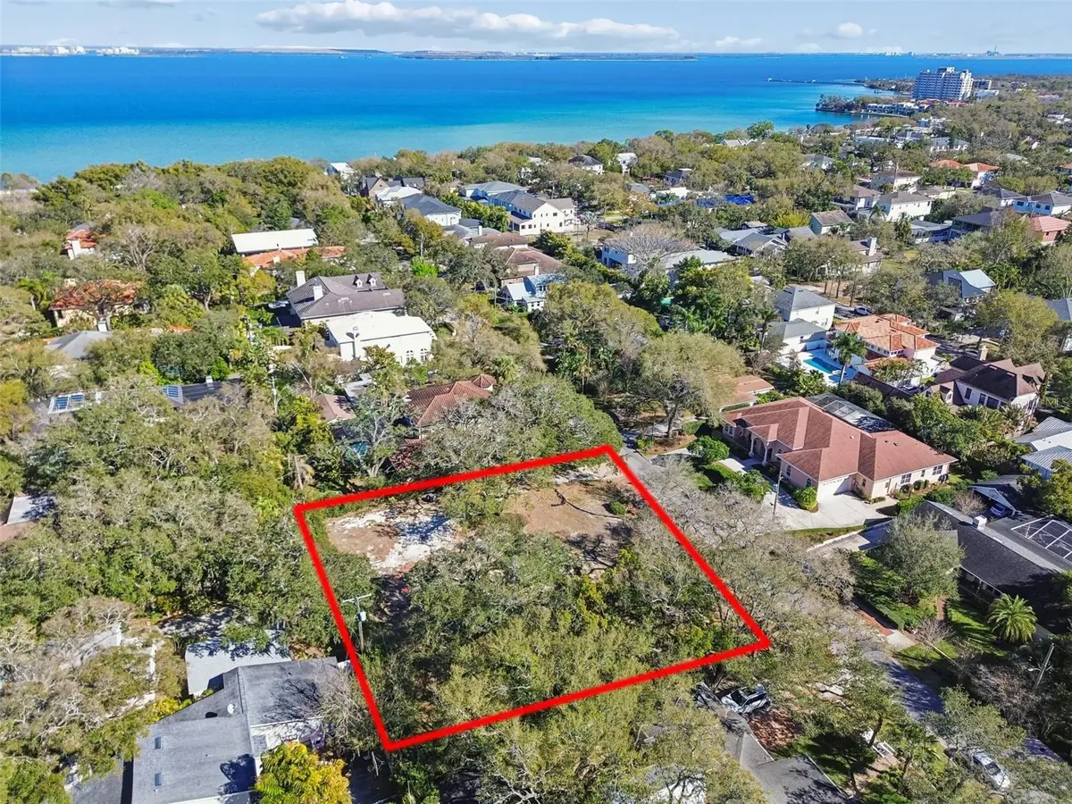 3015 W Fair Oaks Avenue, Tampa, FL 33611 - #1