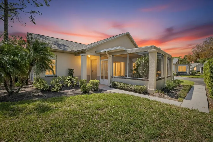 1122 Golfview Woods Drive #1122, Sun City Center, FL 33573 - #3