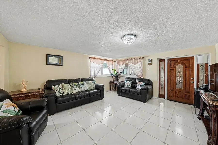 6807 Dickinson Court, Tampa, FL 33634 - #3